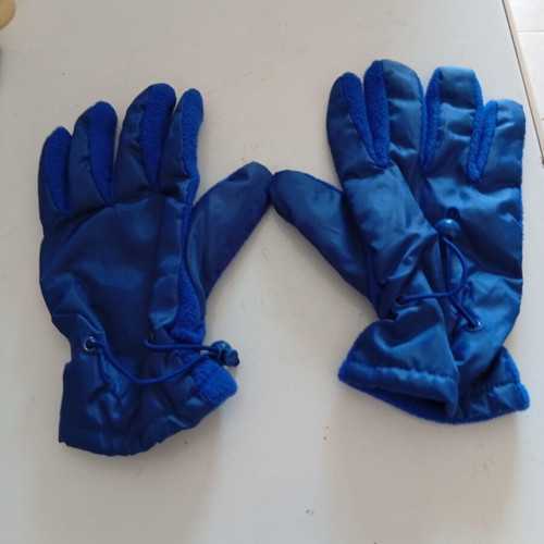 Winter gloves blue like new, polyester and acrylic