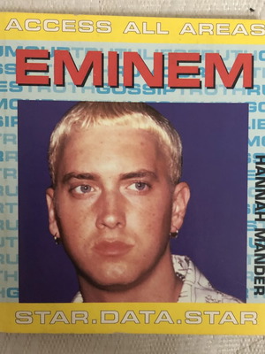 Eminem Access All Areas συλλεκτικό βιβλιαράκι σαν καινούργιο, αγγλική έκδοση