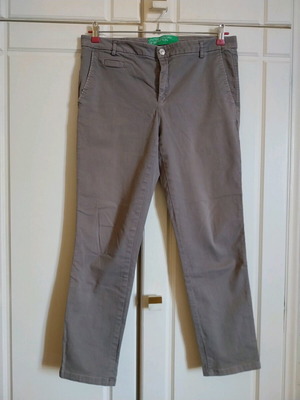 Benetton pants like new, elastic gray, size L