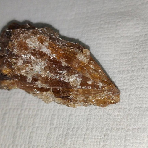 Raw natural amber 38g used, collectible mineral