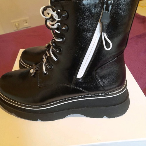 Love berry London women's boots new, leather, size 37, black