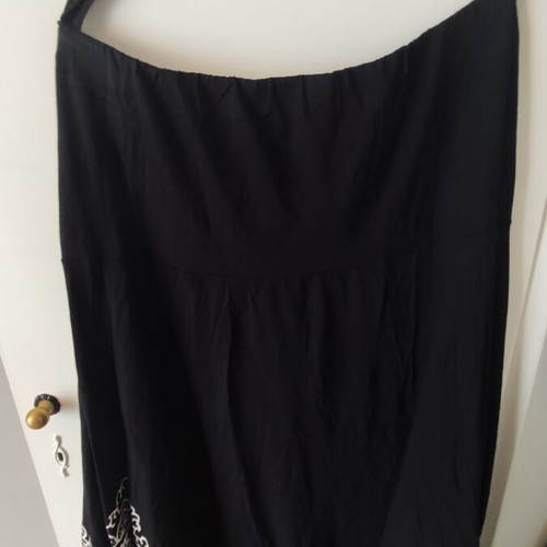 Mat Fashion Asymmetric Dress or Skirt L like new, black and white