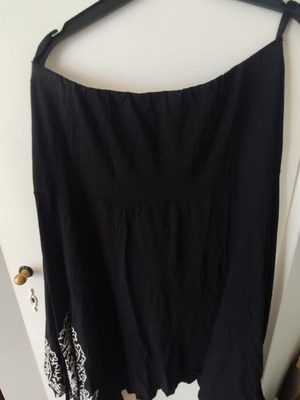 Mat Fashion Asymmetric Dress or Skirt L like new, black and white