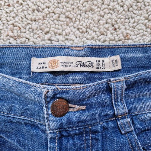 Zara shorts S/36 blue like new with defect