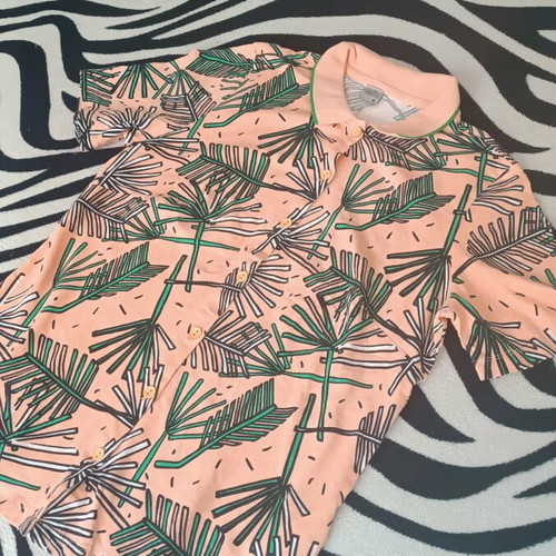 Summer shirt-style t-shirt like new, unisex, size S, green and orange