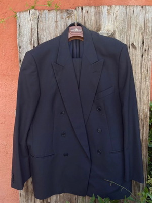 Σταυρωτό κουστούμι Carouzos 100% Virgin Wool σαν καινούργιο, μπλε