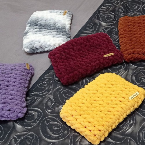 Handmade Puffy Alize Cosmetic Bag Hypoallergenic