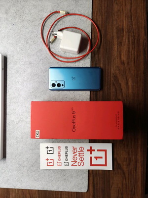 OnePlus 9 5G 256GB 12GB Ram μεταχειρισμένο, τιρκουάζ με θήκες και φορτιστή