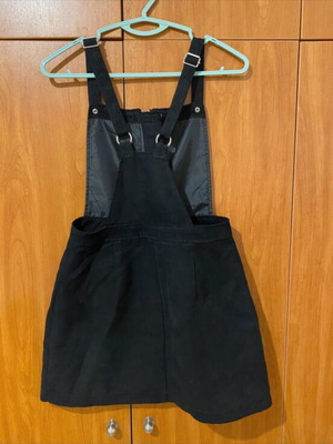 Suede salopette H&M with zipper like new, size 36