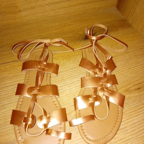 Women's sandals pink-gold like new, size 38