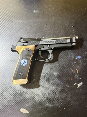 Samurai Edge handgun replica from Resident Evil 2, plastic 1:1 scale
