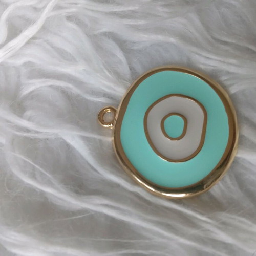 Jewelry new, 3.7cm diameter
