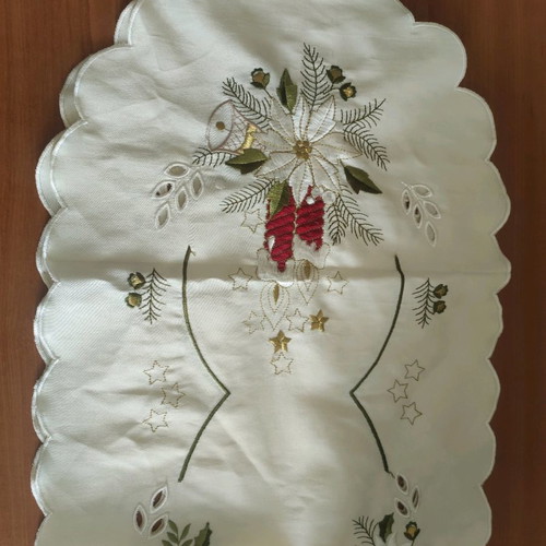 Christmas runner new, size 95x37, ideal for coffee table