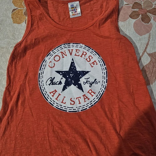 Sleeveless top for girl 8 years old, like new, red