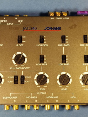 Jonhans JAC240 car electronic crossover like new