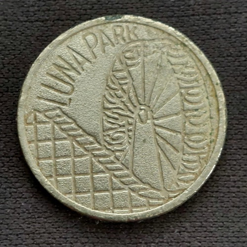Lunapark coin used