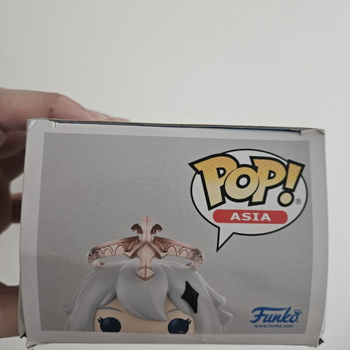 Paimon #162 Funko Pop used with box damage