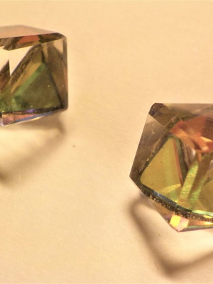 Cube earrings transparent, 5 mm side length