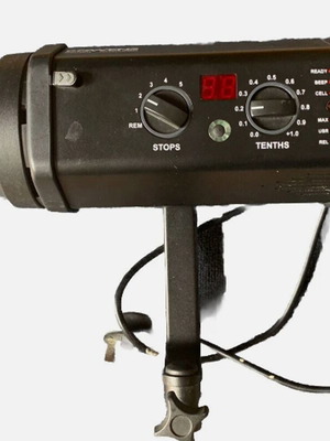 Studio flash Bowen 500R new