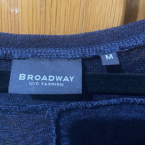 Broadway blouse blue size M like new