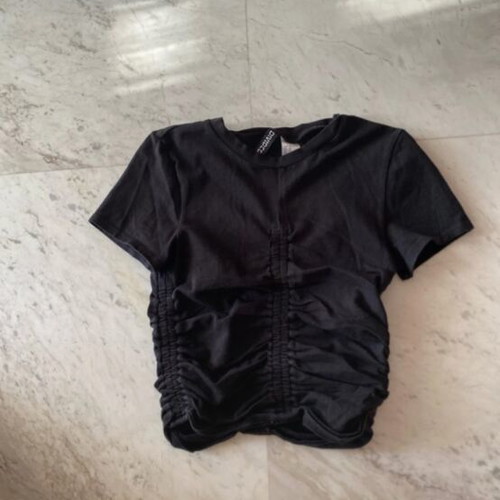 H&M black t-shirt with ruching at waist, XS