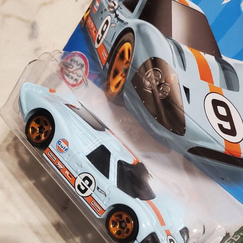 Hot Wheels 2022 Ford GT Gulf sealed, new