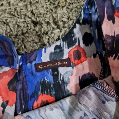 River Island dress with floral pattern, size L, like new