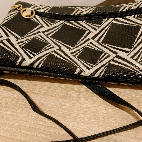 Evening shoulder bag like new, black and silver
