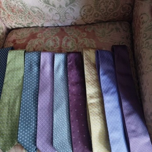 Salvatore Ferragamo silk ties collection like new, set of 9