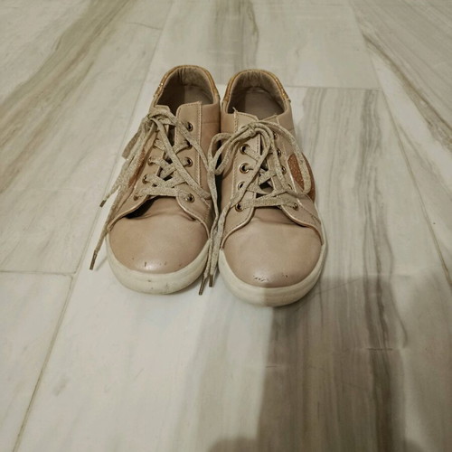 Exe kids sneakers like new, beige gold, size 35