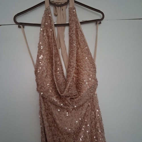 Official rose gold dress with sequins, like new, one size