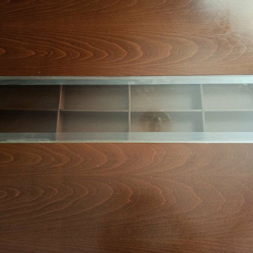 Coffee table solid oak with glass detail like new