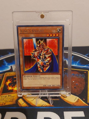 King's Knight Yu-Gi-Oh! card