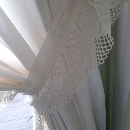 Ecru curtain with cotton lace like new, set of 2 pieces