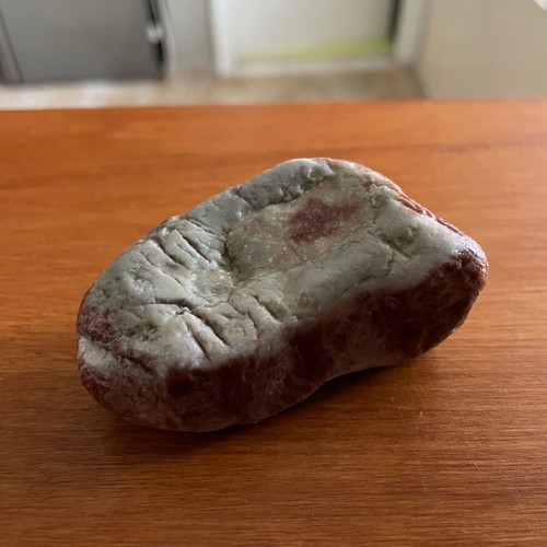 Red quartz / jasper new natural stone with red shades