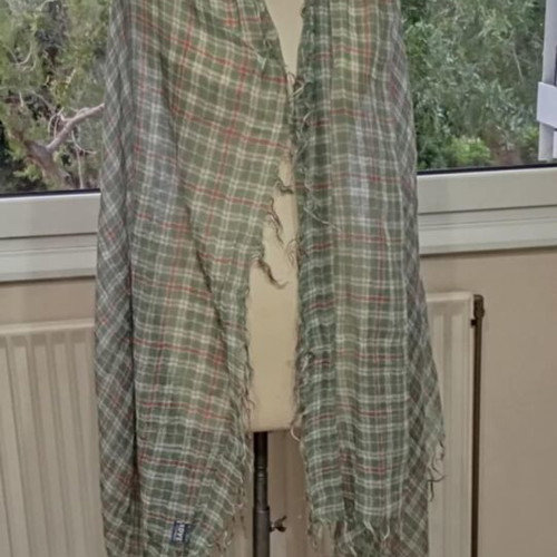 Pashmina XDYE accessories like new, thin transparent fabric