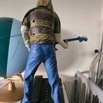 Kurt Cobain 18 Inch Figure like new, plays music