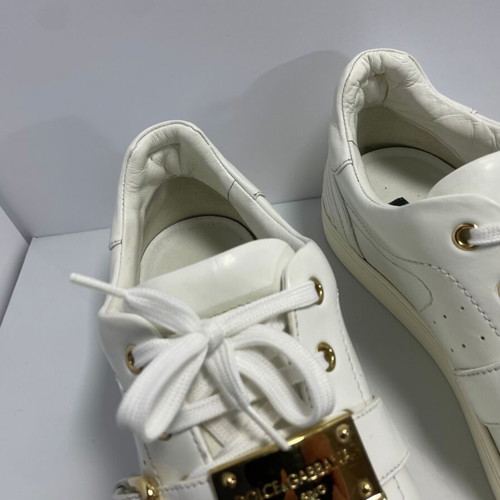 Dolce & Gabbana men leather sneakers like new, size 43