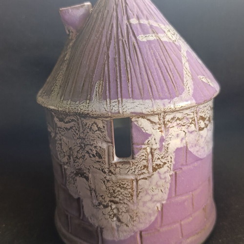 Ceramic house tealight holder used, cozy decor