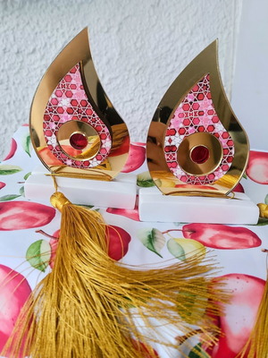 Decorative set with 2 tears and 1 pomegranate new