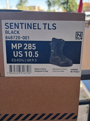Sentinel TLS boots new in box unused