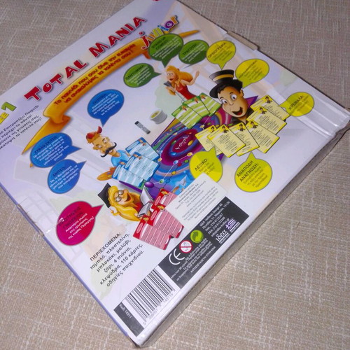 Total Mania Junior board game 12 in 1 like new