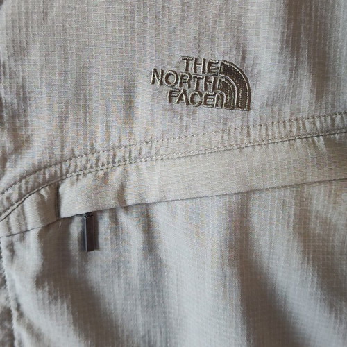 The North Face men's trekking shirt size M like new, beige