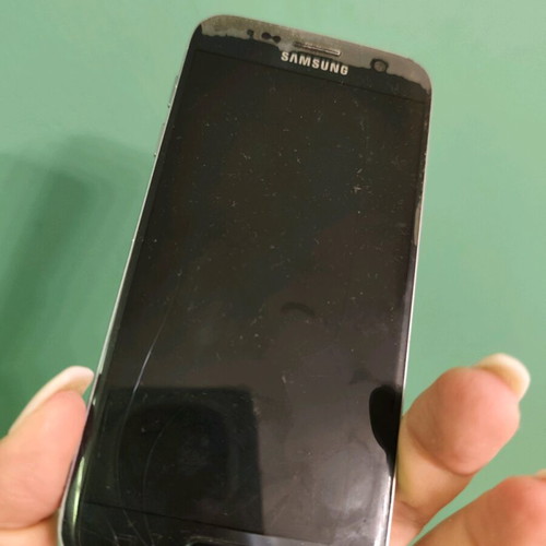 Mobile phones used non-working, 2 Samsung and 1 Huawei