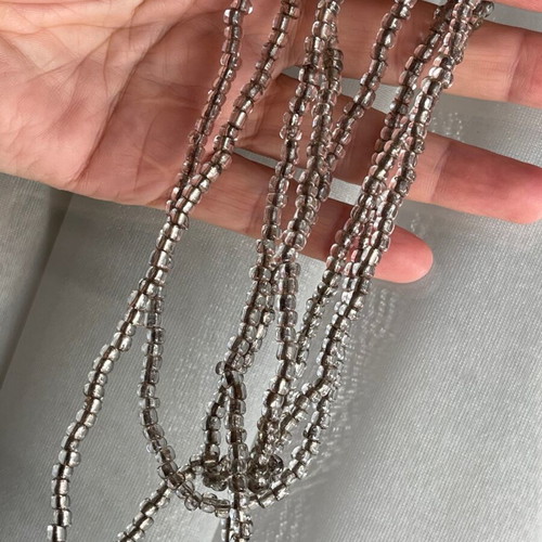 Vintage necklace one strand 73 cm like new