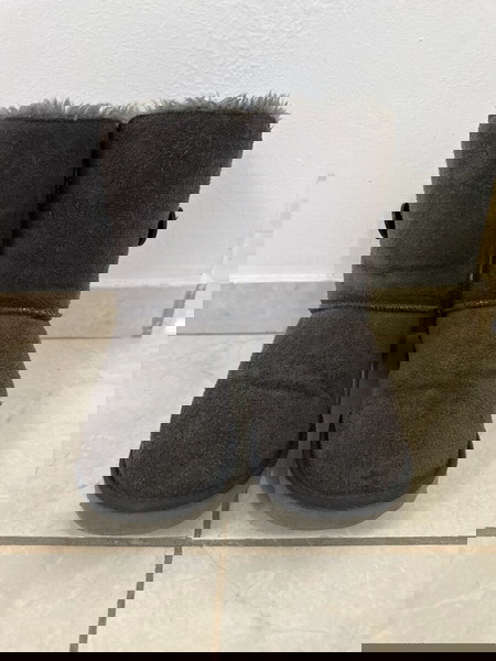 Ugg no38 (W7)