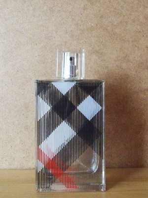 Burberry Brit γυναικείο άρωμα με περίπου 5 ml υπόλοιπο