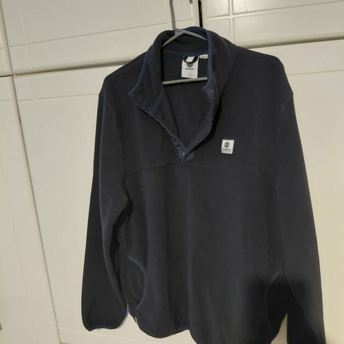 Fleece Element sweatshirt like new, size L, black and blue