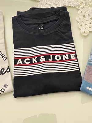 Jack&Jones T-shirt like new, pack of 3 for 11-12 years old