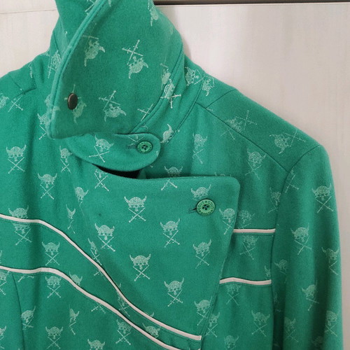 GSUS Sindustries green wool coat like new with viking pattern size M